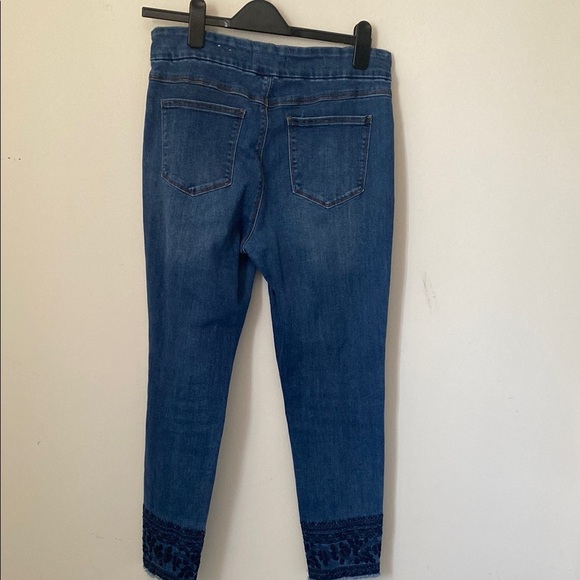 Tribal Blue Cropped Ankle Pants with Faded Wash - Picture 3 of 4